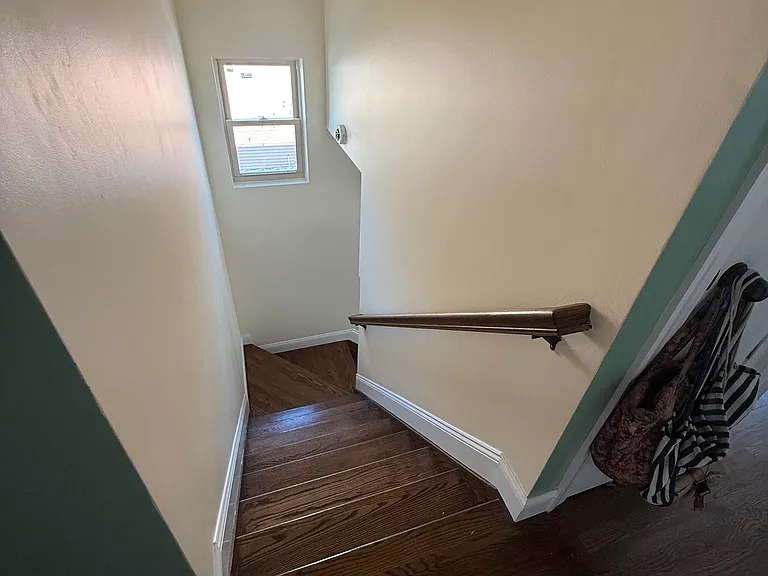 301 Netherland Ave — Photo 15