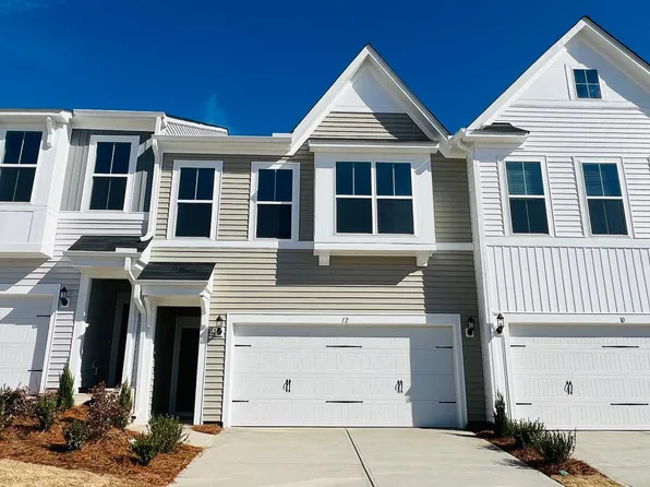 12 Nettle Ln, Clayton, NC 27520