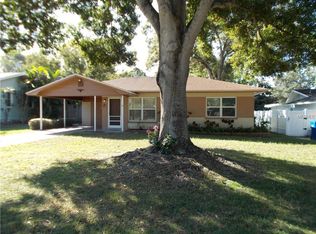 907 7th Ave SW, Largo, FL 33770