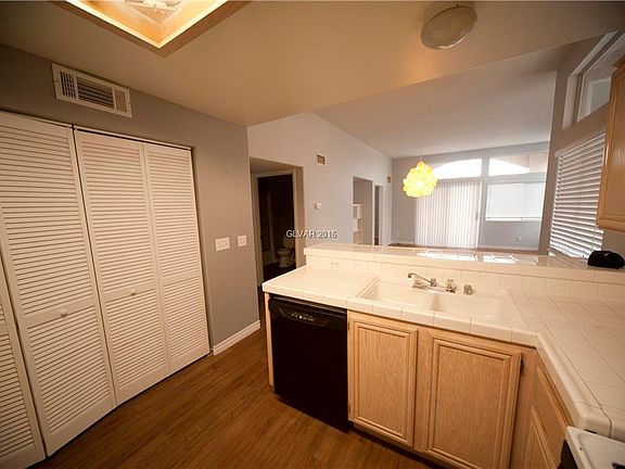 5th image of 3125 N Buffalo Dr Unit 2112