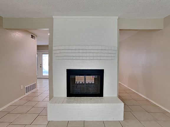 4th image of 2244 Madrid Ct