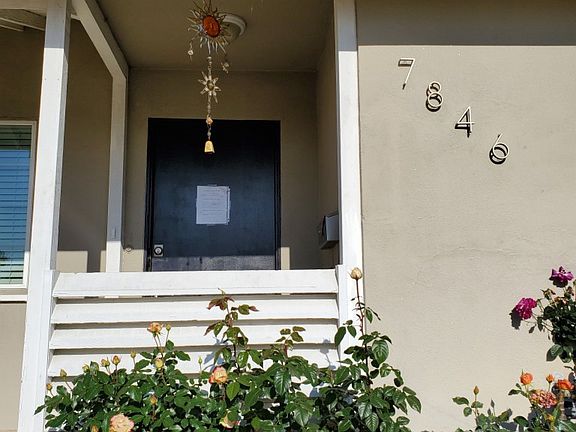 3rd image of 7846 White Oak Ave