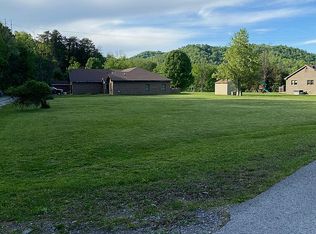 5 Billups Dr, Pikeville, KY 41501