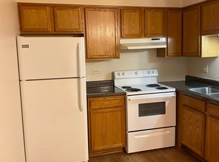 2304 Nichols Rd #A, Arlington Heights, IL 60004