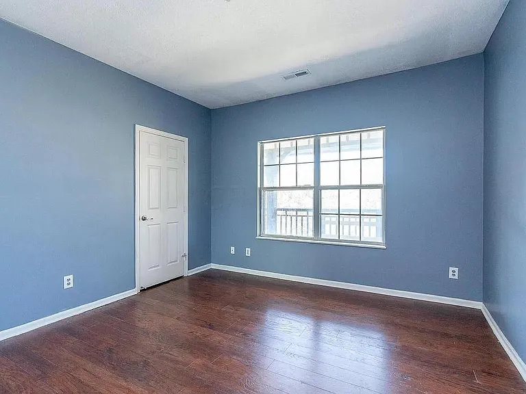 6063 Craughwell Ln — Photo 12