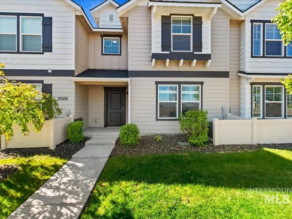 2505 E Goldstone St, Meridian, ID 83642