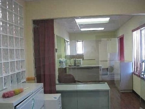 2nd image of 376 S Bayview Ave