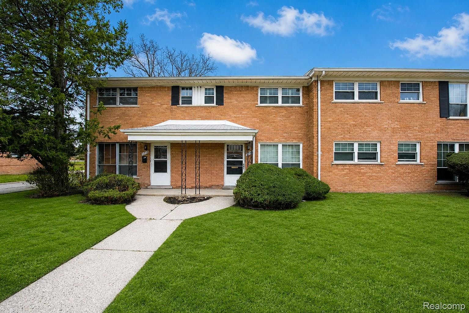 2708 W Thirteen Mile Rd — Royal Oak Golf Club