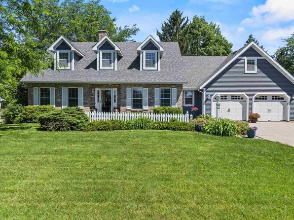 604 South Street, Deforest, WI 53532