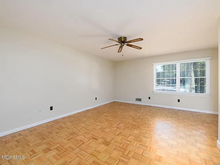 2229 Fromkin Dr — Photo 17
