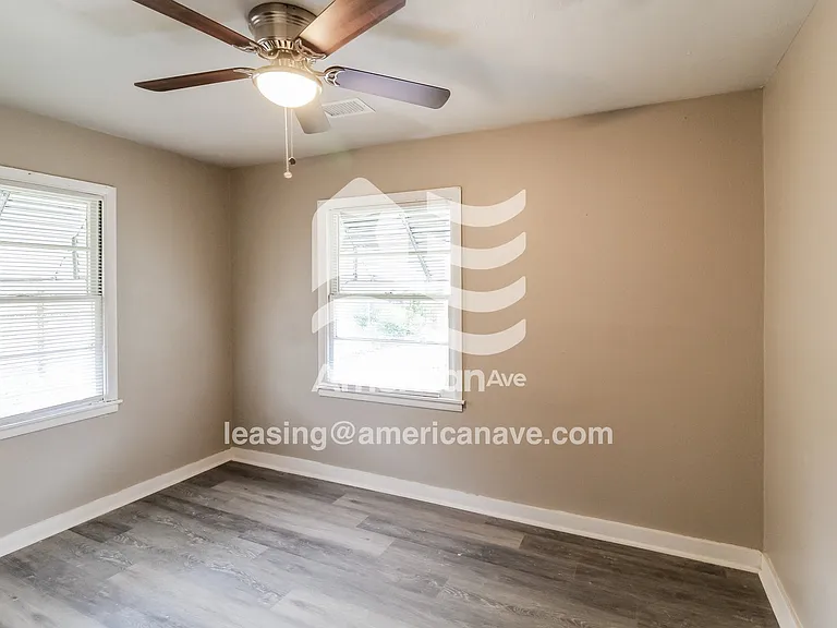 1768740_010_wm_-_bedroom_13601081.jpg