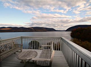 769 Hewitt Ln, New Windsor, NY 12553