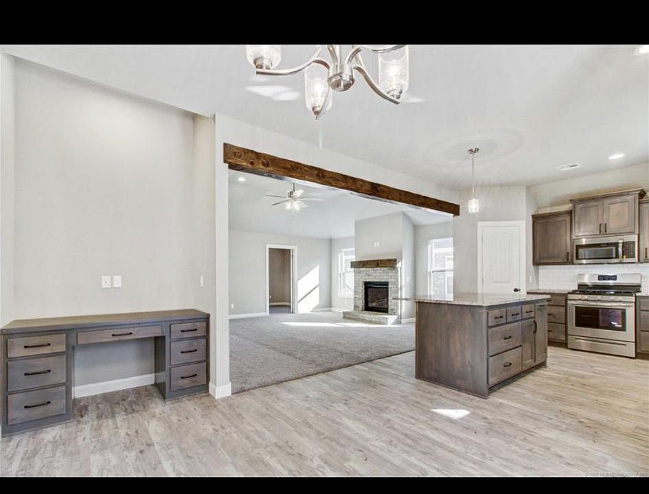 2nd image of 4608 S Linwood Dr