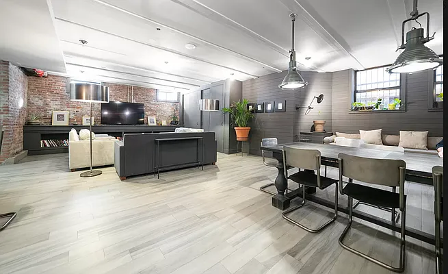 Rented by Compass | media 26