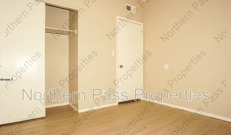 2917 E Glen Dr #B — Photo 10