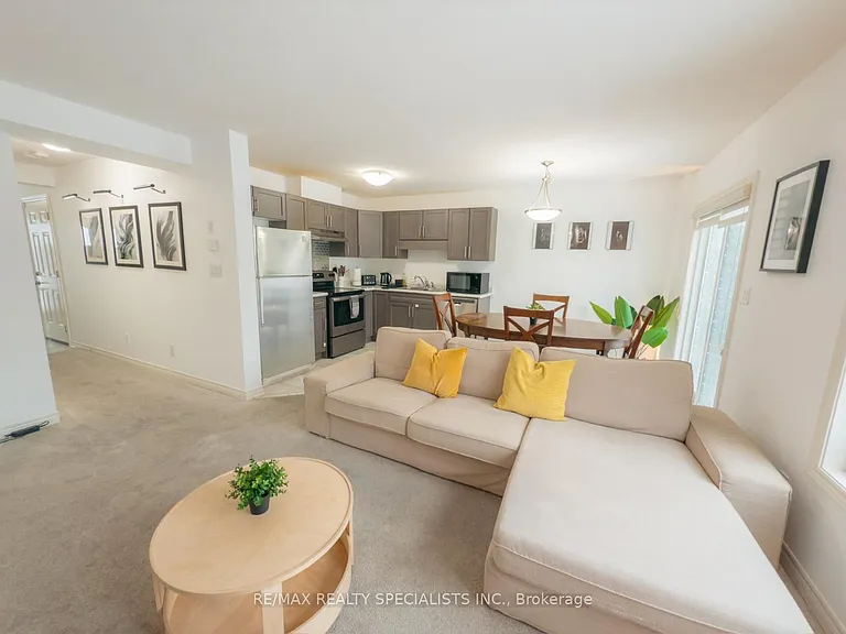 46 Haney Dr — Photo 4