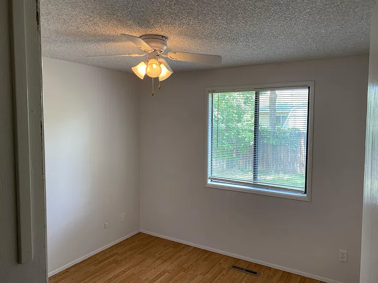 1611 Ranae Dr — Photo 5