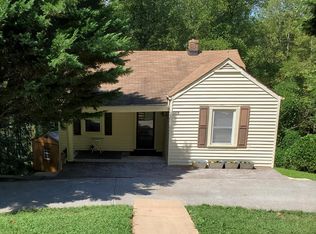 1110 Burchland Dr, Martinsville, VA 24112
