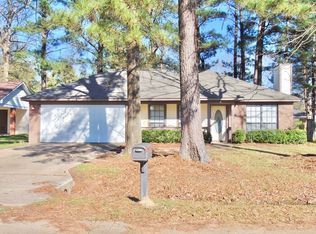 4 Riverview Cv, Jackson, MS 39272