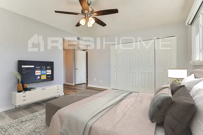 1303 E Dunbar Dr — Photo 7