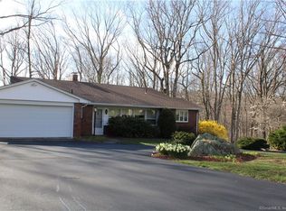 10 Dellwood Rd, Norwich, CT 06360