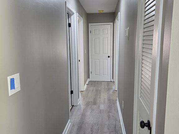2nd image of 2412 Springhill Rd