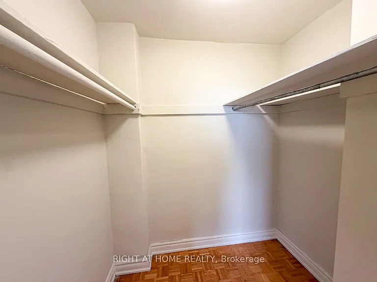 1440 Lawrence Ave W #116 — Photo 16