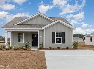 204 Cambridge Dr, Tabor City, NC 28463