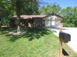 209 Park Charles Blvd N, Saint Peters, MO 63376