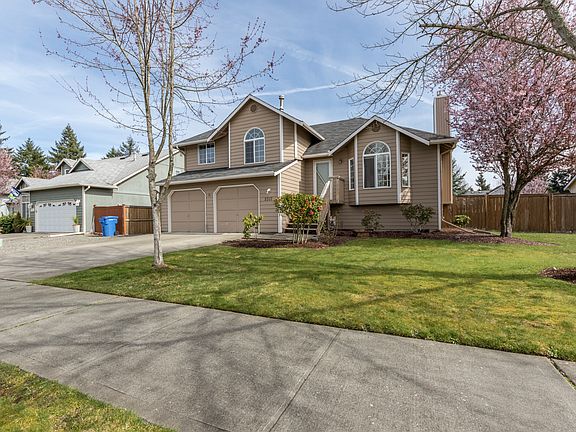 3rd image of 2317 19th Street Pl SE