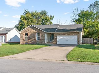 607 Corinth Ct, Clarksville, TN 37040