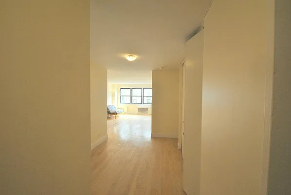 Sold by Real Direct | media 2