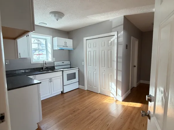 155 Johnson St #12, Leominster, MA 01453