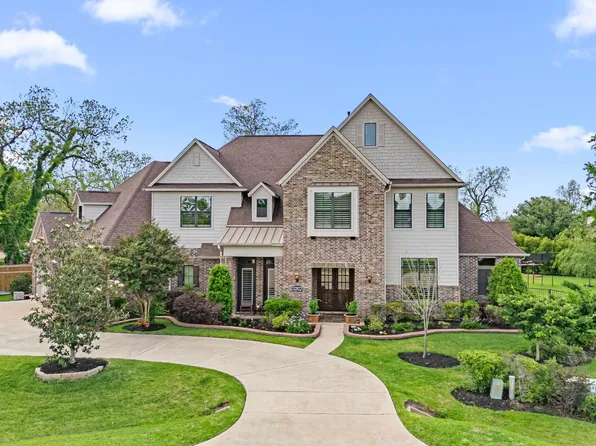 32822 Whistler Ct, Weston Lakes, TX 77441