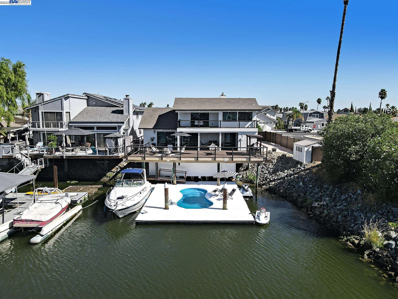 5090 Cabrillo Point photo 1