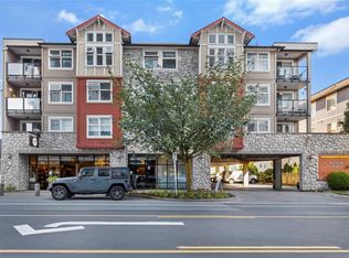 2829 Peatt Rd #321, Langford, BC V9B3V5