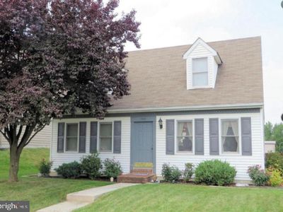 1989 Ashley Dr, Chambersburg, PA, 17201