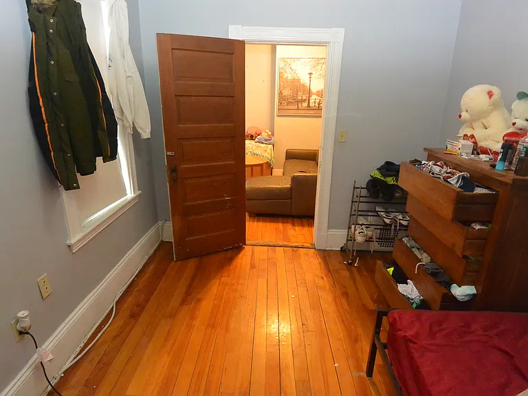 10 Brackett St — Photo 8