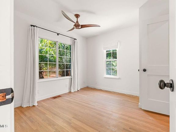 4th image of 317 El Medio St
