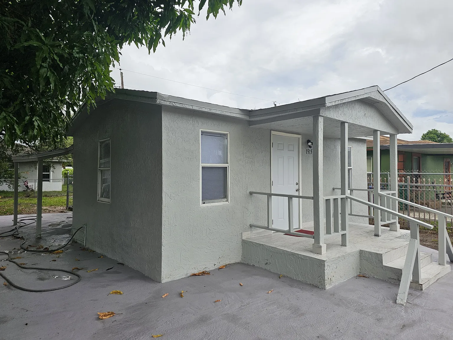 2 bed, 981 sqft, $2,500 — Photo 2