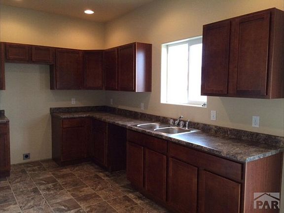 4th image of 1745 Killdeer Ct