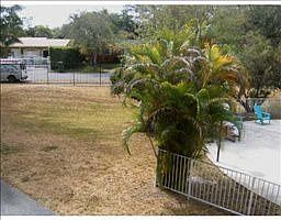 3rd image of 1801 NE 140th St APT 106
