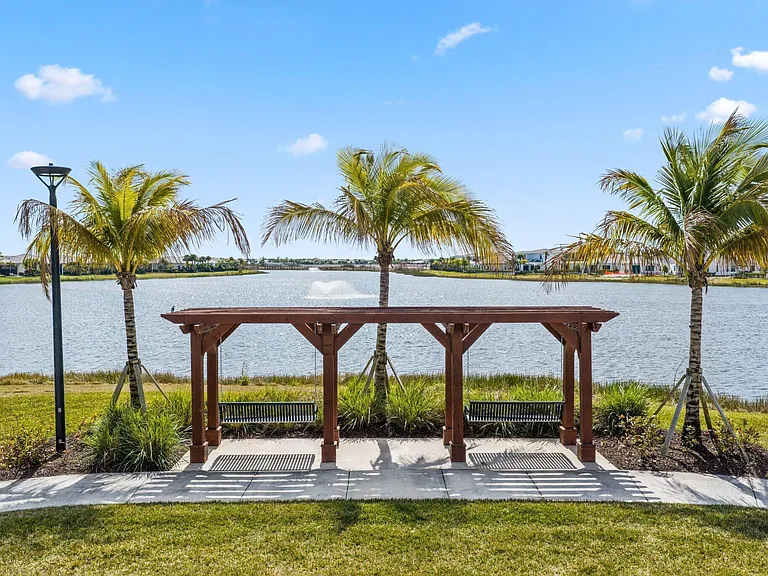 10466 Northbrook Circle Palm — Photo 54