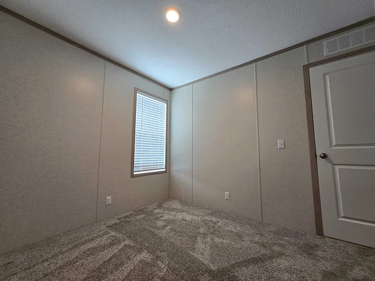 29800 Guilford Cir #288 — Photo 26