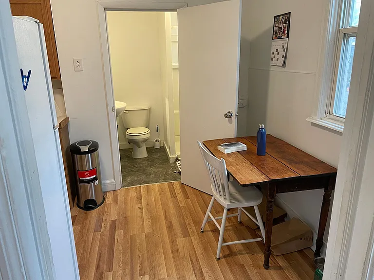 142 S Aurora St #2 — Photo 6