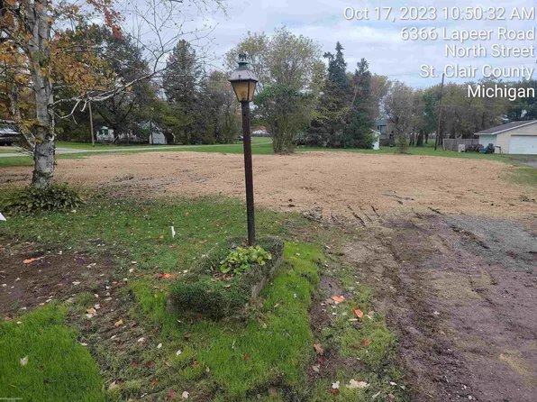 6372 Lapeer Rd, North Street, MI 48049