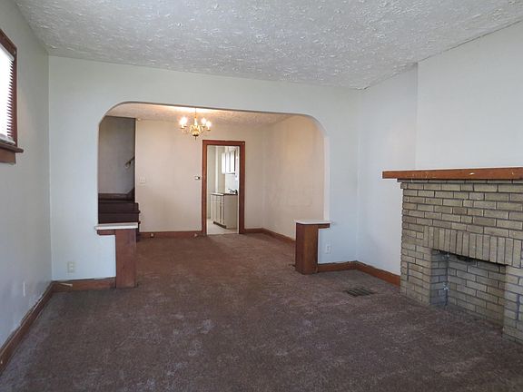 2nd image of 520 S Wayne Ave