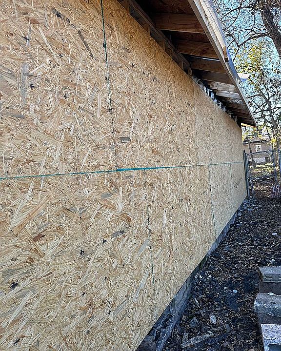 1st image of 922 19th St SW