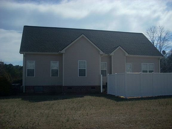 5th image of 604 Foxwood Dr