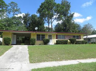 302 Belmont Dr, Palatka, FL 32177